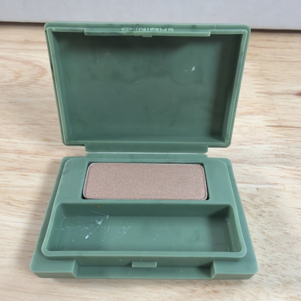 Clinique High Impact Eyeshadow Eye Shadow .03 oz Travel‎ Size 03 SOUTH BEACH New